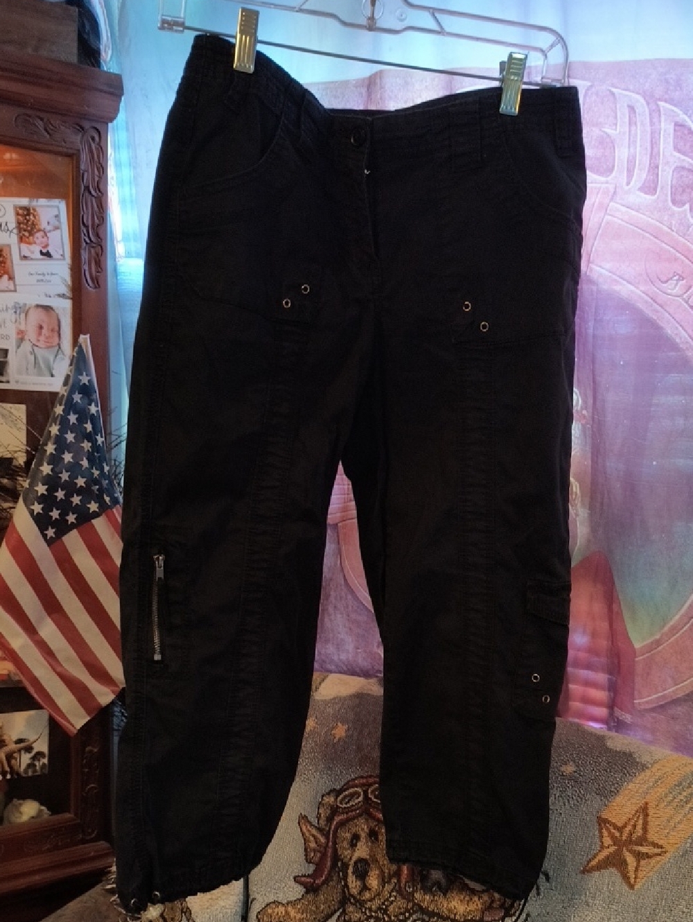 Women's Style & Co. Black Cargo Capris 6